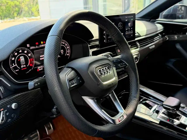 Audi RS 5 — Фото автомобиля 7