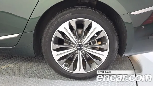 Kia K8 Signature — Фото автомобиля 18