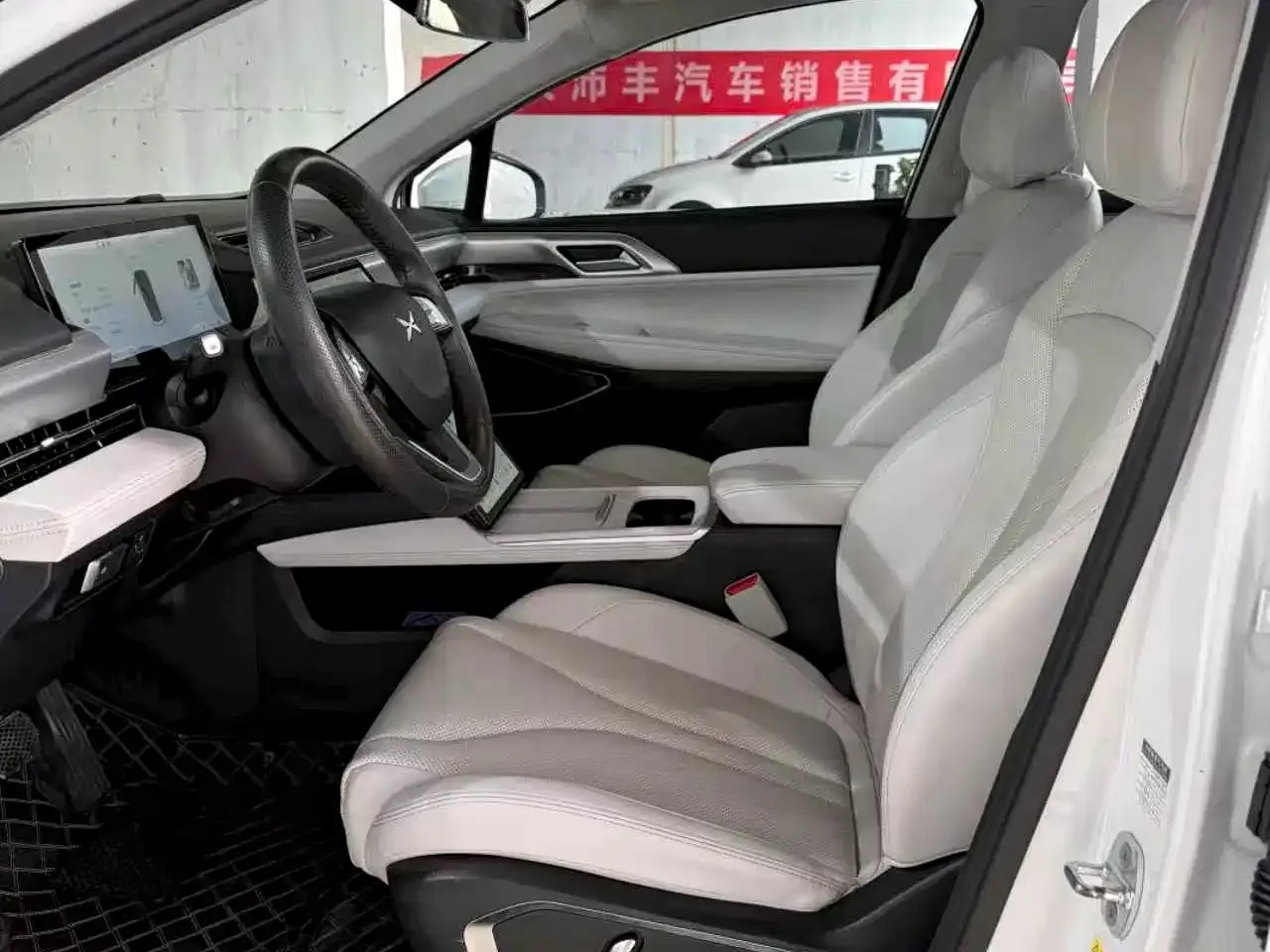 XPeng XPeng P5 2024 500Pro Version — Фото автомобиля 13
