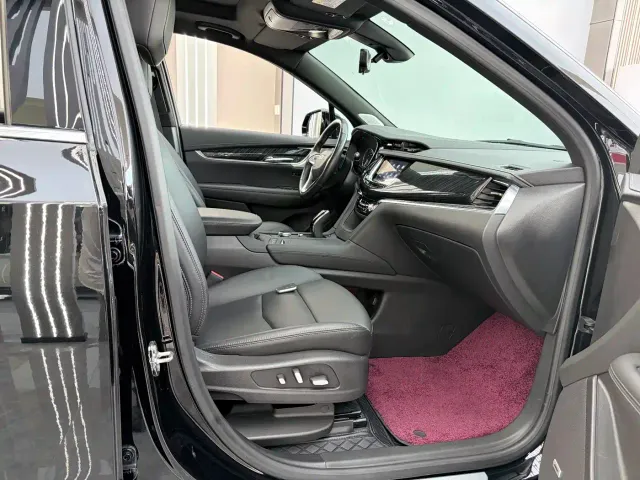 Cadillac XT6 — Фото автомобиля 21