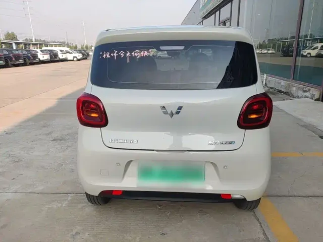 Wuling Hongguang Mini EV — Фото автомобиля 5