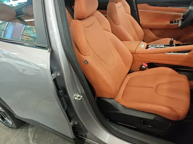 Geely Boyue — Фото автомобиля 24