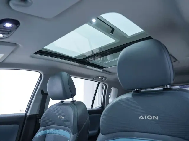 GAC Aion Y — Фото автомобиля 20