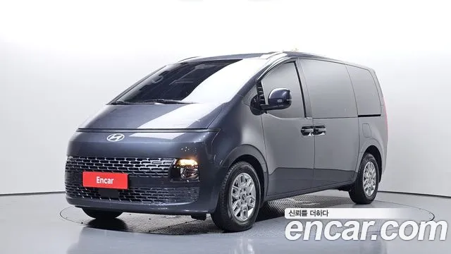 Фотография автомобиля — Hyundai Staria