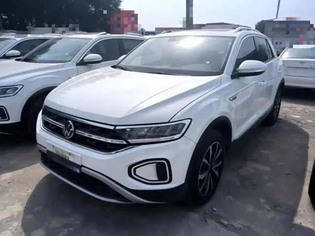 Фотография автомобиля — Volkswagen T-Roc