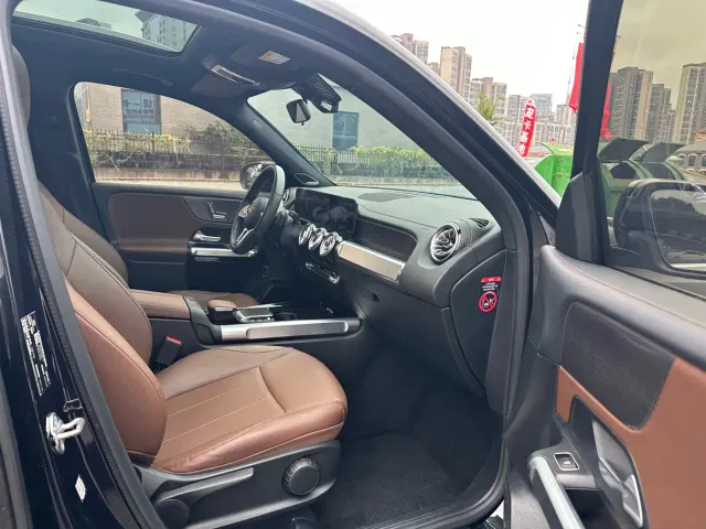 Mercedes-Benz GLB-Class — Фото автомобиля 6