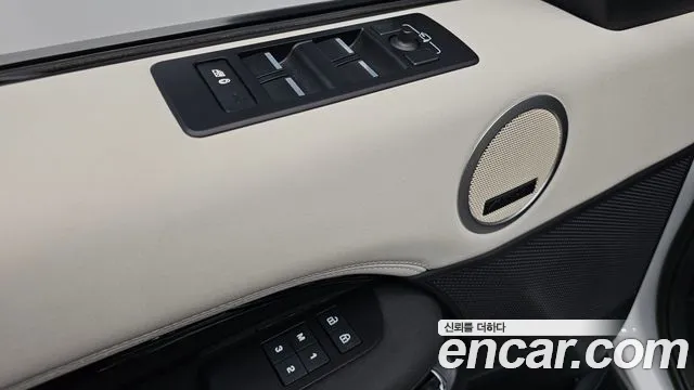 Land Rover Discovery — Фото автомобиля 5