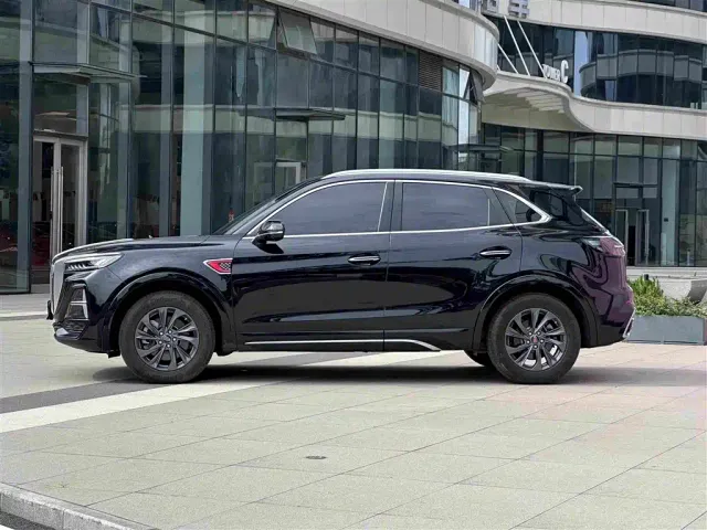Hongqi HS5 — Фото автомобиля 17
