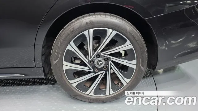 Mercedes-Benz E-Class W214 — Фото автомобиля 6