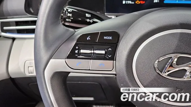 Hyundai AVANTE Avante (CN7) — Фото автомобиля 30