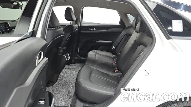 Kia K5 Generation 3 — Фото автомобиля 17