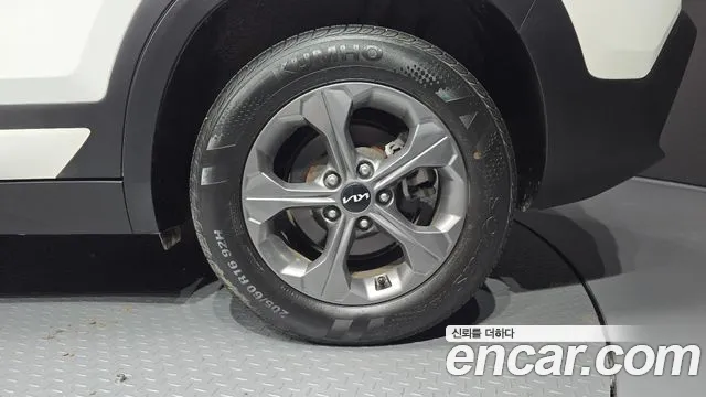 Kia Seltos — Фото автомобиля 6