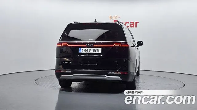 Kia Canival Carnival 4 поколение Дизель 9 мест Signature — Фото автомобиля 4