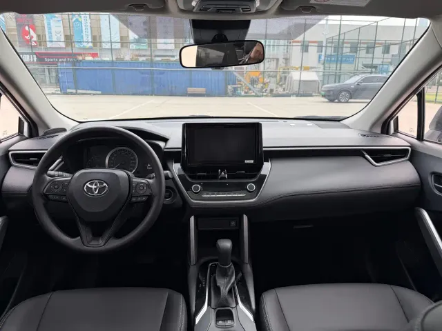 Toyota Corolla Cross — Фото автомобиля 16