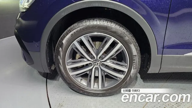 Volkswagen Tiguan — Фото автомобиля 5
