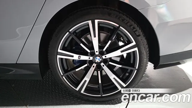 BMW 5 Series G60 — Фото автомобиля 6