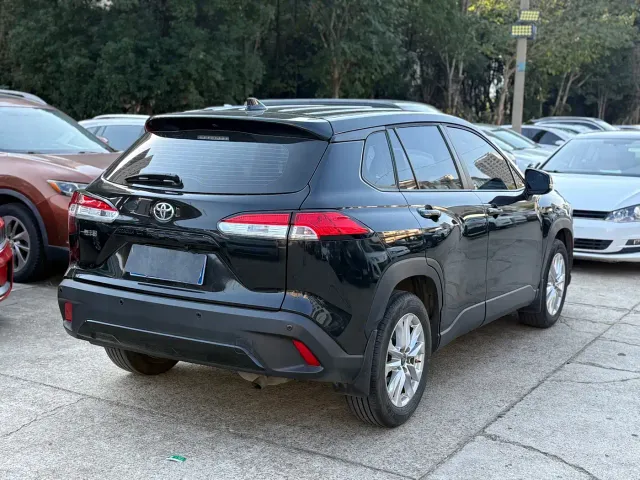 Toyota Corolla Cross — Фото автомобиля 6