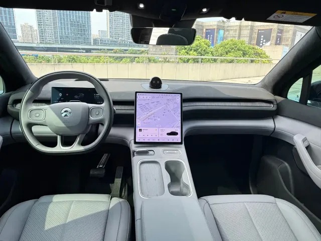 Nio EC6 — Фото автомобиля 8