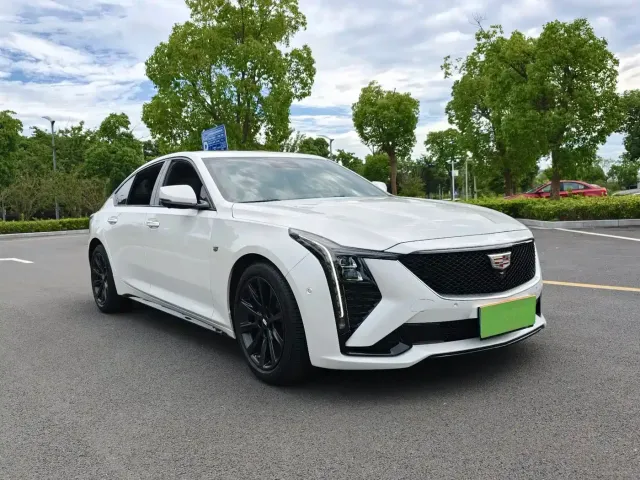 Cadillac CT5 — Фото автомобиля 3