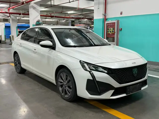 Peugeot 408 — Фото автомобиля 3
