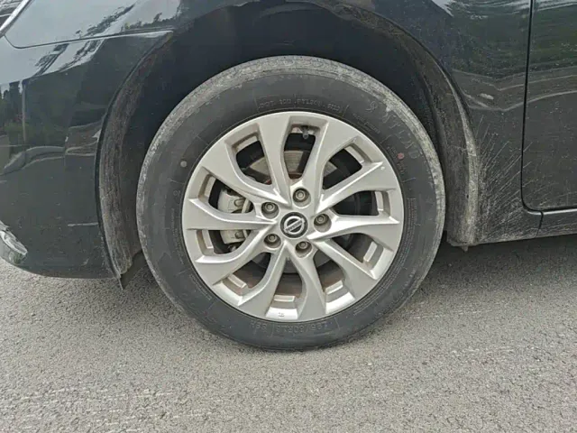 Nissan Sylphy — Фото автомобиля 22