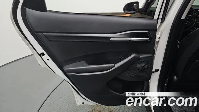 Kia Seltos — Фото автомобиля 14