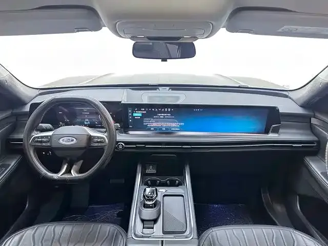 Ford Edge — Фото автомобиля 7