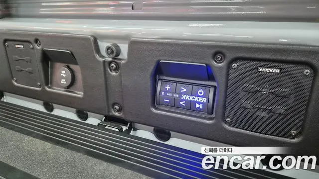 GMC Hummer EV — Фото автомобиля 15