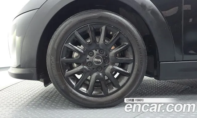 MINI Cooper — Фото автомобиля 5