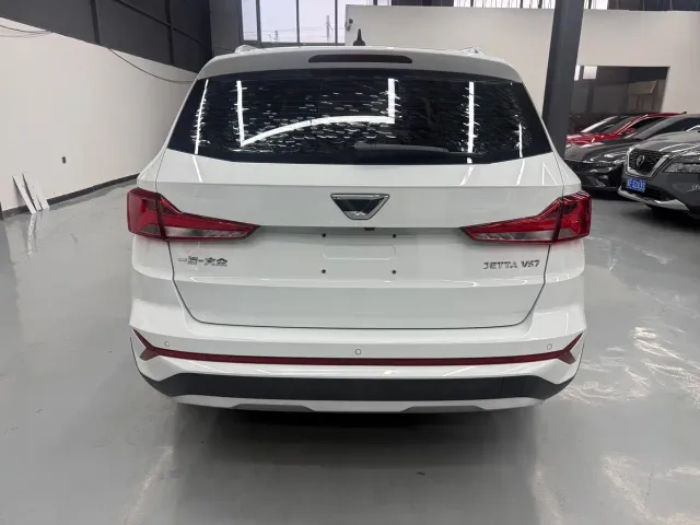 Jetta VS7 — Фото автомобиля 5