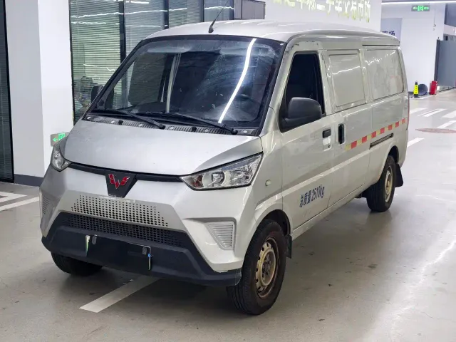 Фотография автомобиля — Wuling EV50