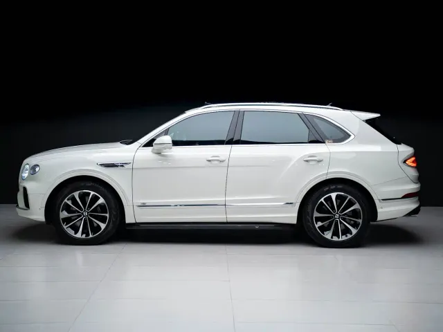 Bentley Bentayga — Фото автомобиля 6