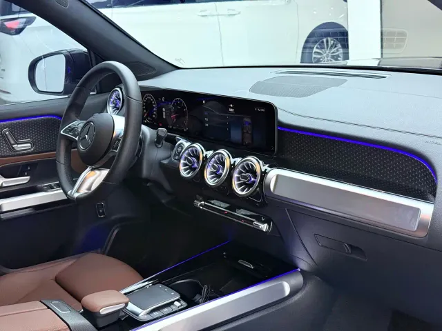 Mercedes-Benz GLB-Class — Фото автомобиля 6