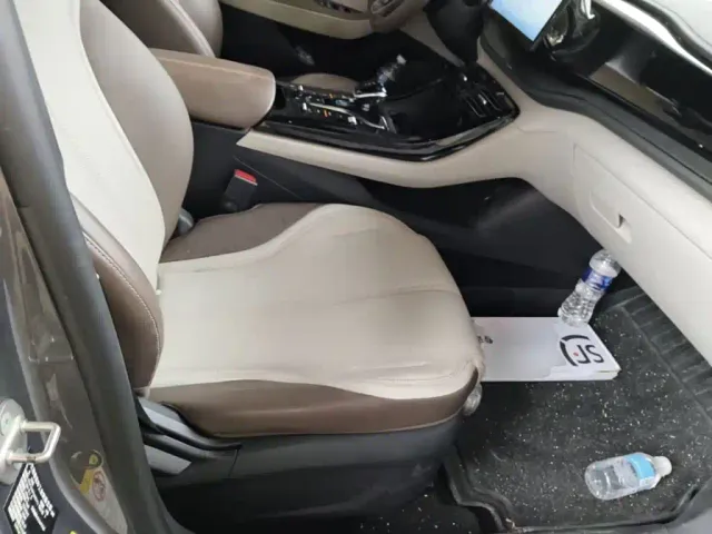 BYD Qin PLUS — Фото автомобиля 24
