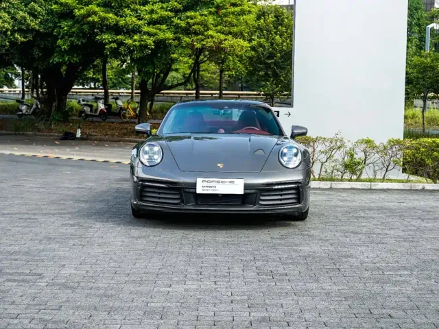 Porsche 911 — Фото автомобиля 12