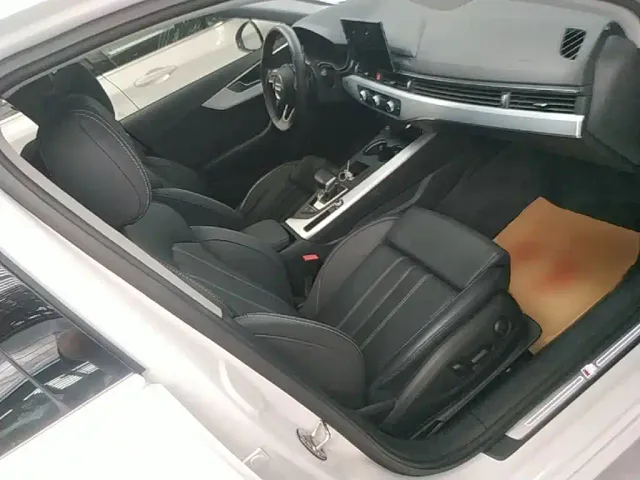 Audi A4L — Фото автомобиля 24