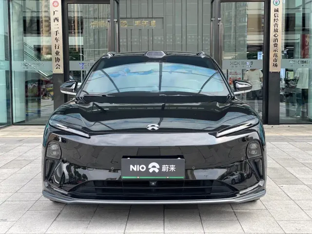 Nio ET5 Touring — Фото автомобиля 2
