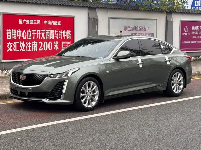 Фотография автомобиля — Cadillac CT5