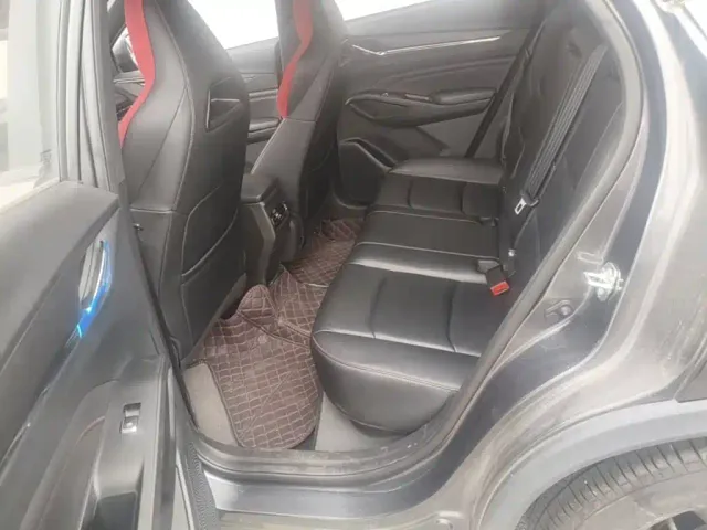Changan X5 Plus — Фото автомобиля 16