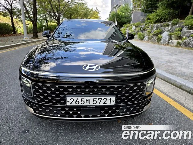 Hyundai Grandeur GN7 — Фото автомобиля 2