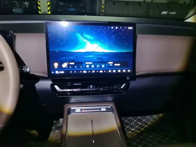 Wuling Starlight 730 — Фото автомобиля 13