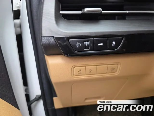 Kia Canival Carnival 4 поколение 9 мест Prestige — Фото автомобиля 17