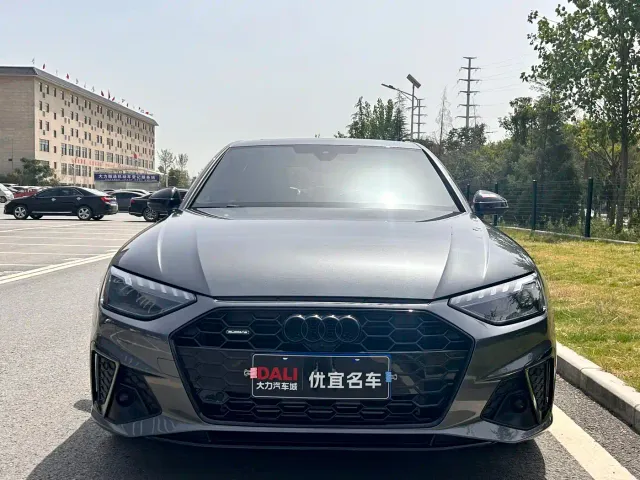 Audi A4L — Фото автомобиля 2