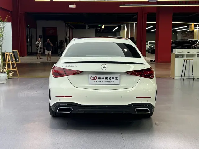 Mercedes-Benz C-Class — Фото автомобиля 16