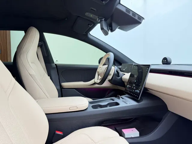 Nio ET5 — Фото автомобиля 14