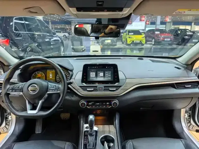 Nissan Teana — Фото автомобиля 8