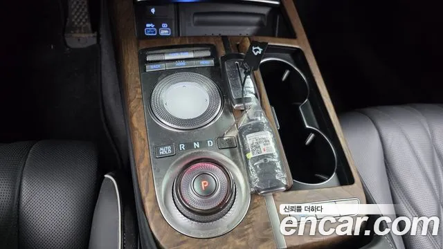 Genesis G80 RG3 — Фото автомобиля 12