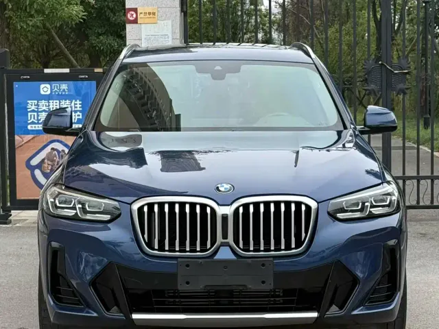 BMW X3 — Фото автомобиля 2