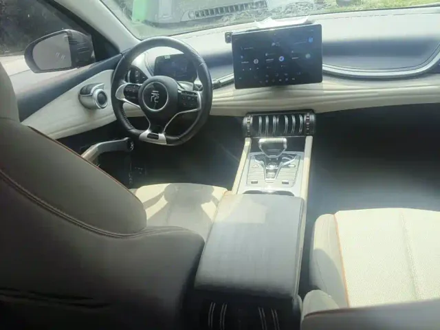 BYD Yuan PLUS — Фото автомобиля 12