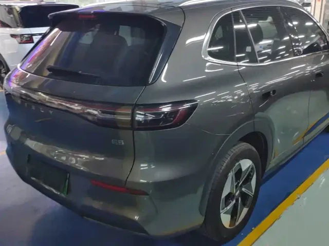 Geely Galaxy E5 — Фото автомобиля 7